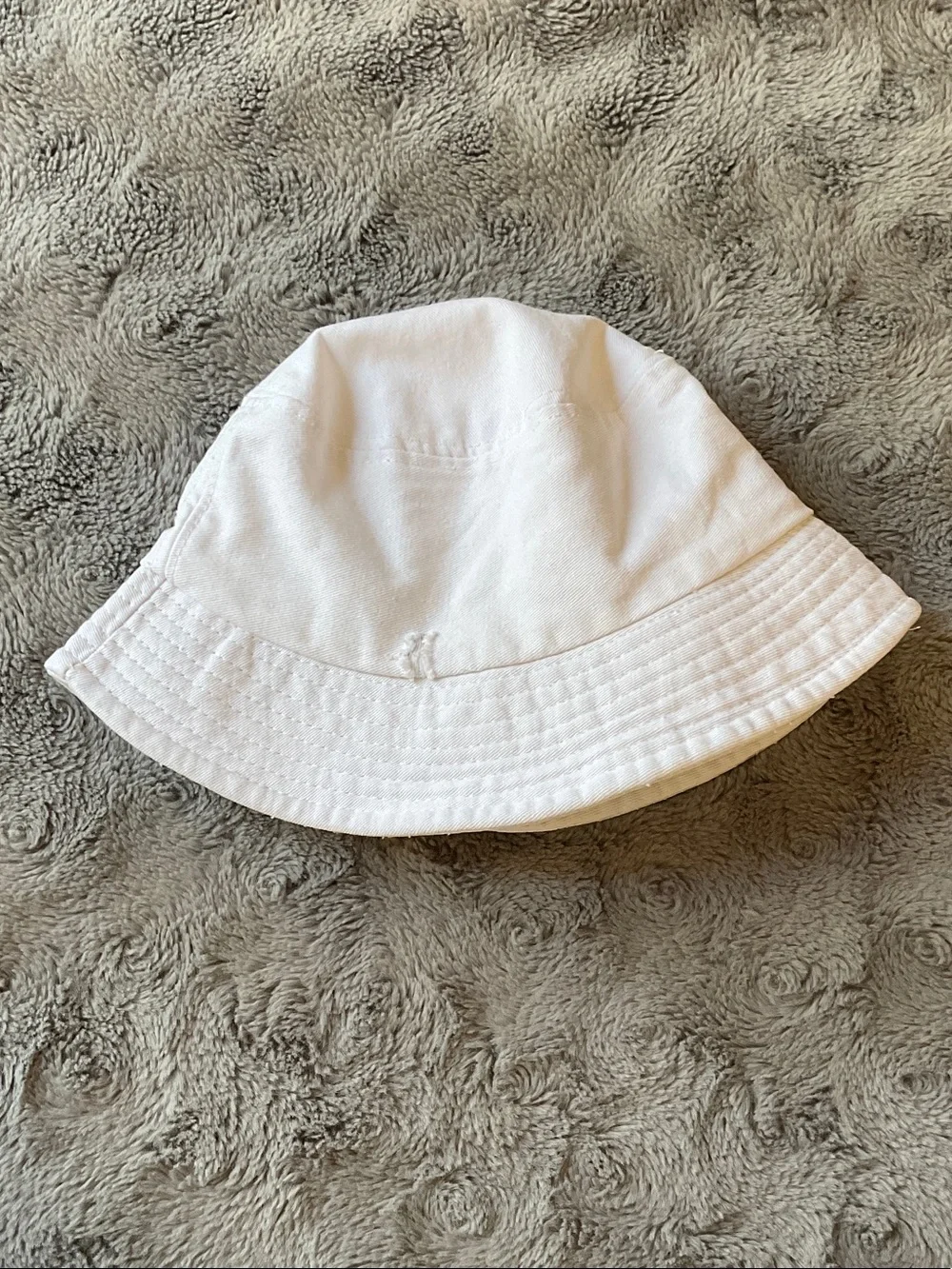 Classic White Kids' Bucket Hat - Lightweight Sun Protection